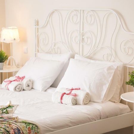 דירות אתונה Magnificent Luxury Retrostyle Flat Acropolis View מראה חיצוני תמונה