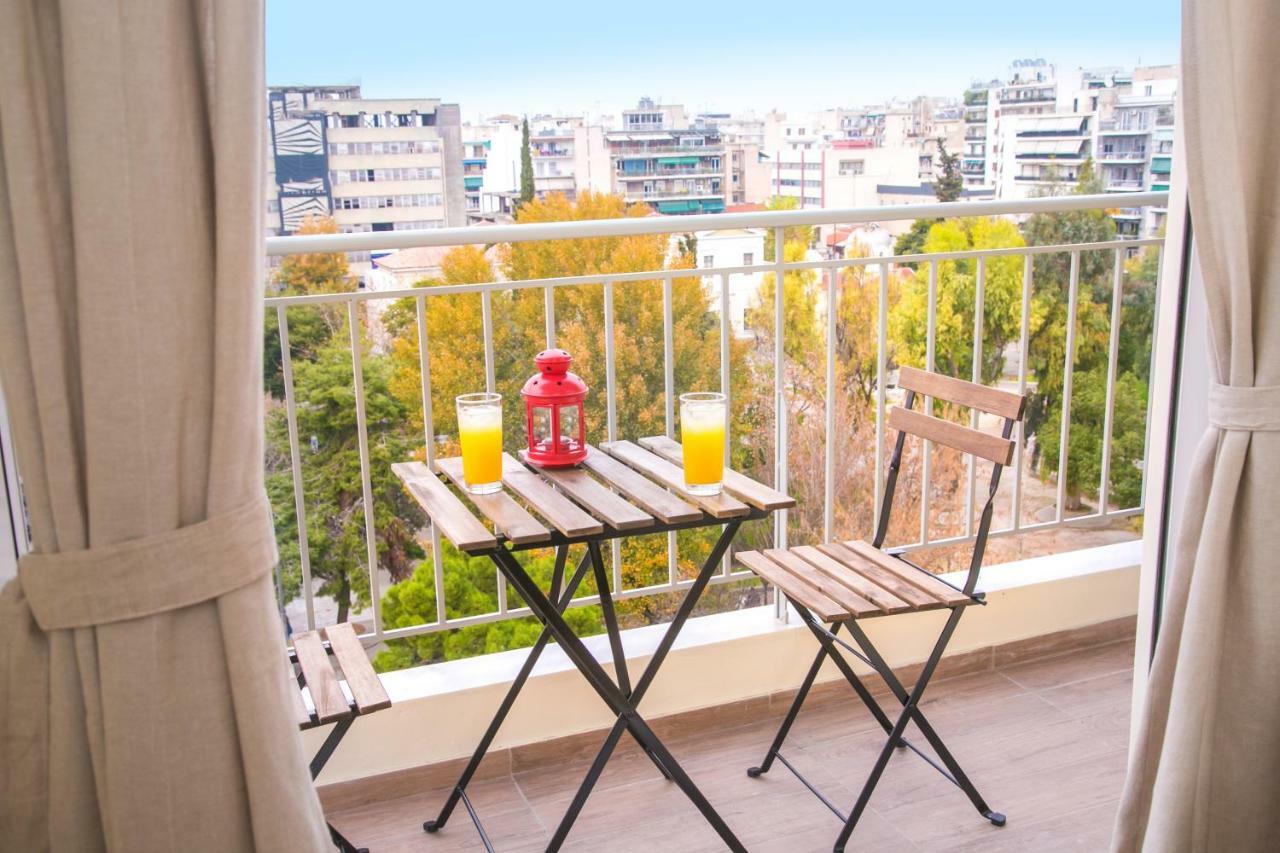 דירות אתונה Magnificent Luxury Retrostyle Flat Acropolis View מראה חיצוני תמונה