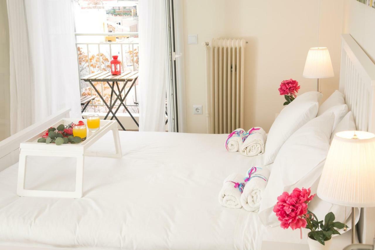 דירות אתונה Magnificent Luxury Retrostyle Flat Acropolis View מראה חיצוני תמונה