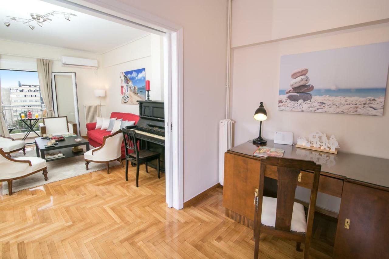 דירות אתונה Magnificent Luxury Retrostyle Flat Acropolis View מראה חיצוני תמונה